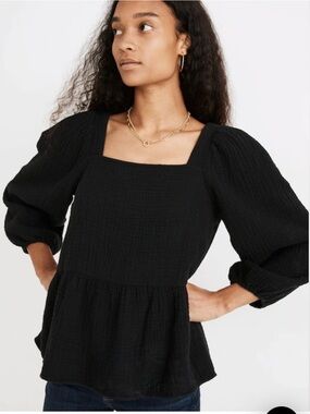 Madewell Lightspun Millbrook Puff-Sleeve Peplum Top in True Black - Size M
